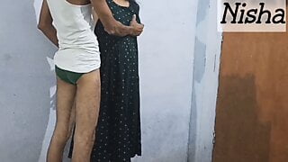 Fucking my neighbor aunty in modern dress.