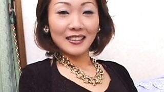 Solo Asian MILF enjoys masturbation